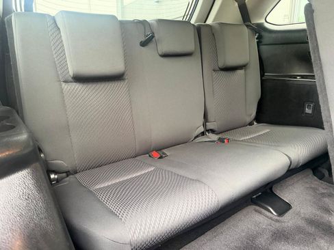 Used 2018 Toyota Highlander LE FWD image 22