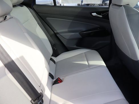 Used 2021 Volkswagen ID.4 Pro S w/ ID.4 Protection Package image 14