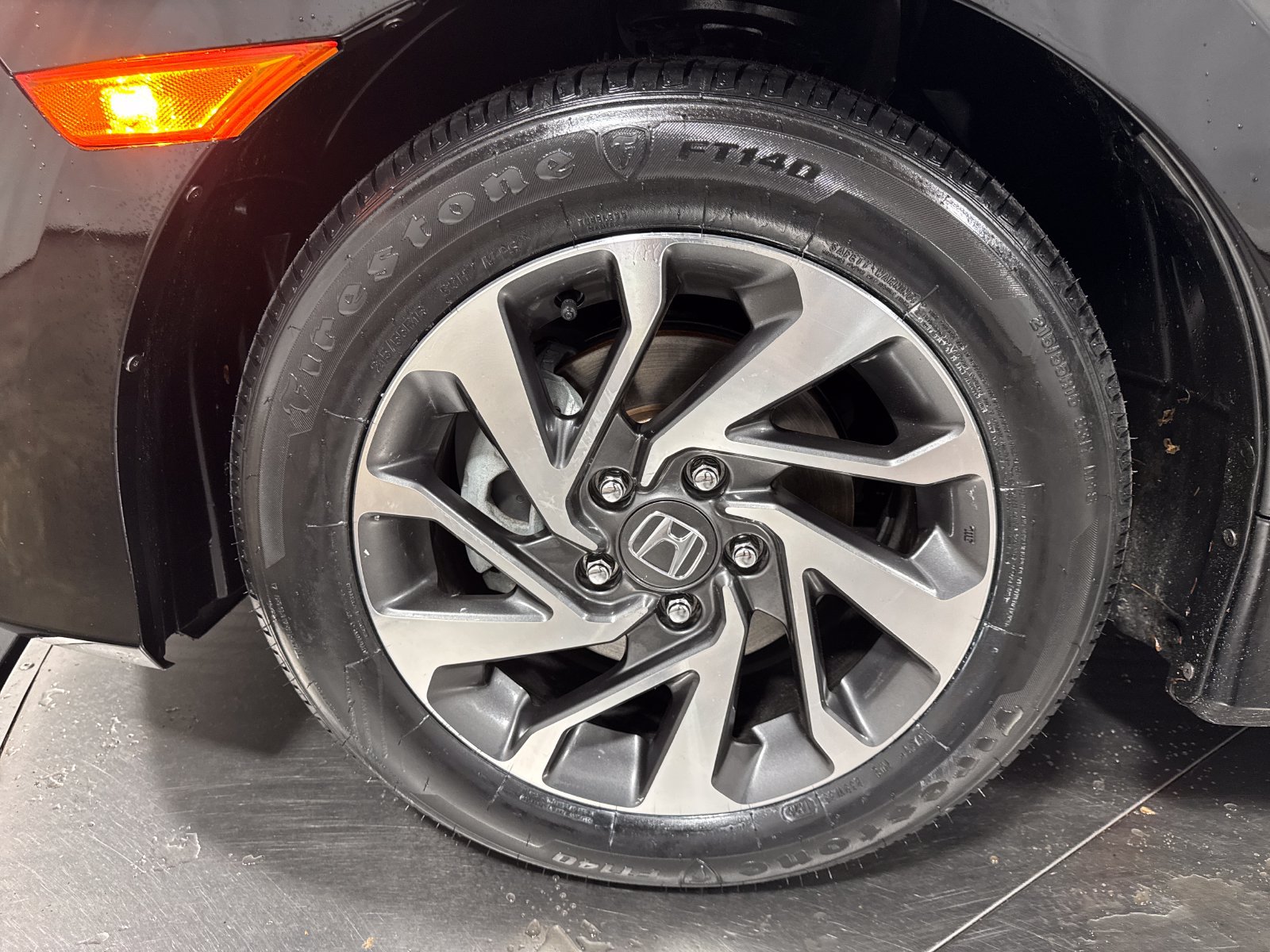 Used 2016 Honda Civic EX image 2