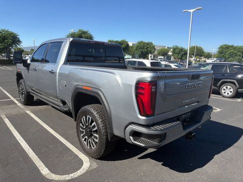 Used 2024 GMC Sierra 2500 Denali Ultimate w/ Max Trailering Package AWD/4WD image 4