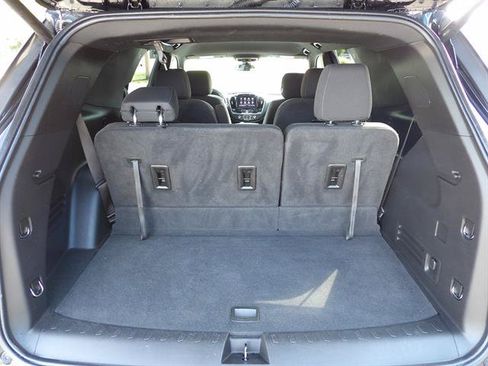 Used 2022 Chevrolet Traverse LT AWD/4WD image 35