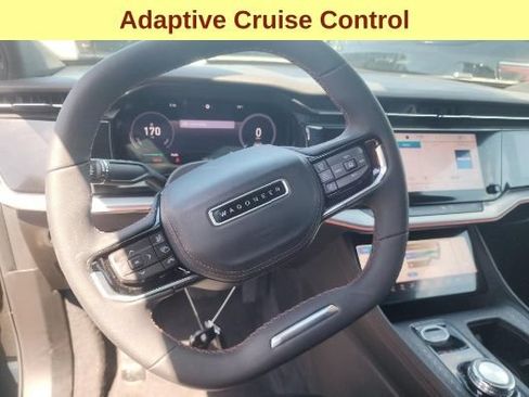 Used 2024 Jeep Wagoneer Launch Edition AWD/4WD image 11