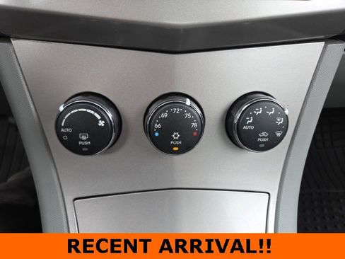 Used 2008 Chrysler Sebring Limited w/ Luxury Group image 40
