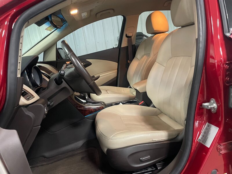 Used 2012 Buick Verano Leather FWD image 13