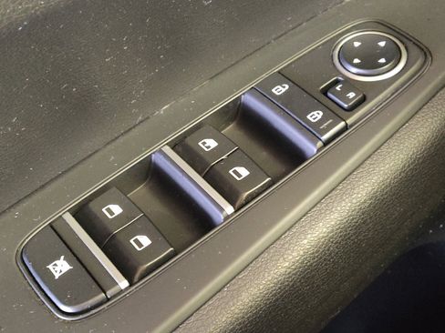 Used 2023 Kia Forte LXS FWD image 27