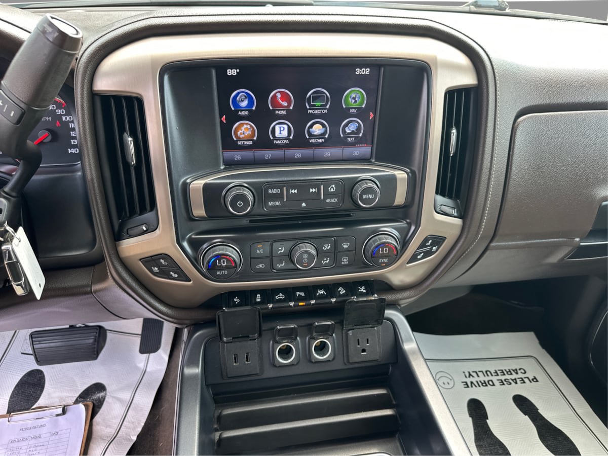 Used 2016 GMC Sierra 1500 Denali w/ Enhanced Driver Alert Package AWD/4WD image 41