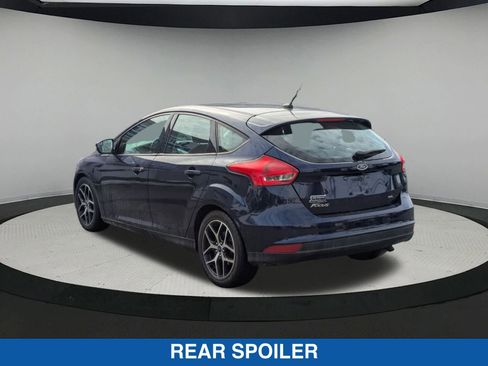 Used 2017 Ford Focus SEL w/ Cold Weather Package image 6