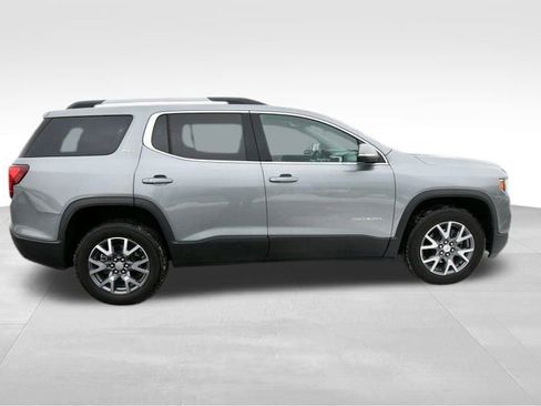 Used 2023 GMC Acadia SLT AWD/4WD image 18