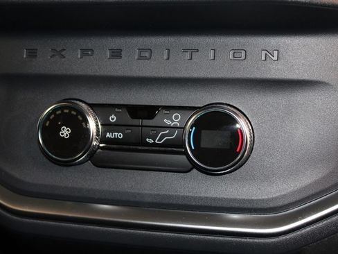 New 2026 Ford Expedition Active RWD image 36