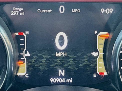 Used 2019 Jeep Wrangler Unlimited Rubicon AWD/4WD image 19