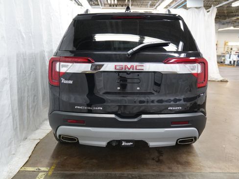 Used 2023 GMC Acadia SLT w/ Technology Package AWD/4WD image 8