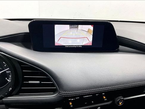 Used 2023 MAZDA MAZDA3 s image 27