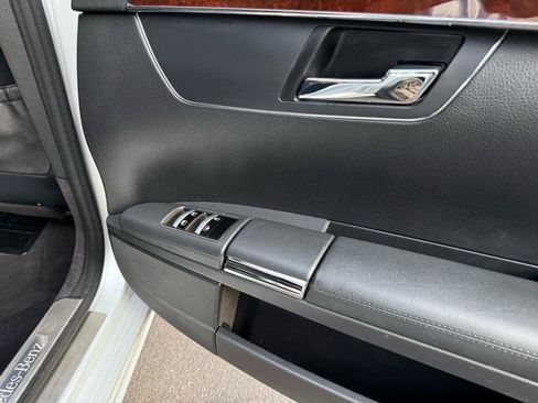 Used 2010 Mercedes-Benz S 550 image 49