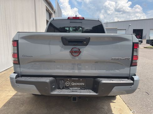 Used 2023 Nissan Frontier PRO-4X w/ Pro Convenience Package AWD/4WD image 4