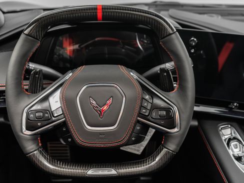 Used 2024 Chevrolet Corvette Z06 w/ Z07 Performance Package RWD image 14
