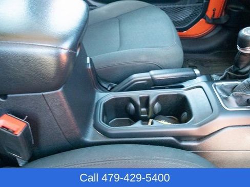 Used 2018 Jeep Wrangler Unlimited Sport S image 41