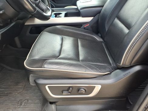 Used 2022 RAM 1500 Laramie RWD image 16