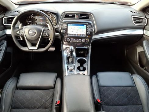 Used 2016 Nissan Maxima SR FWD image 10