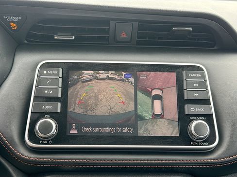 Used 2019 Nissan Kicks SR w/ SR Premium Package image 30