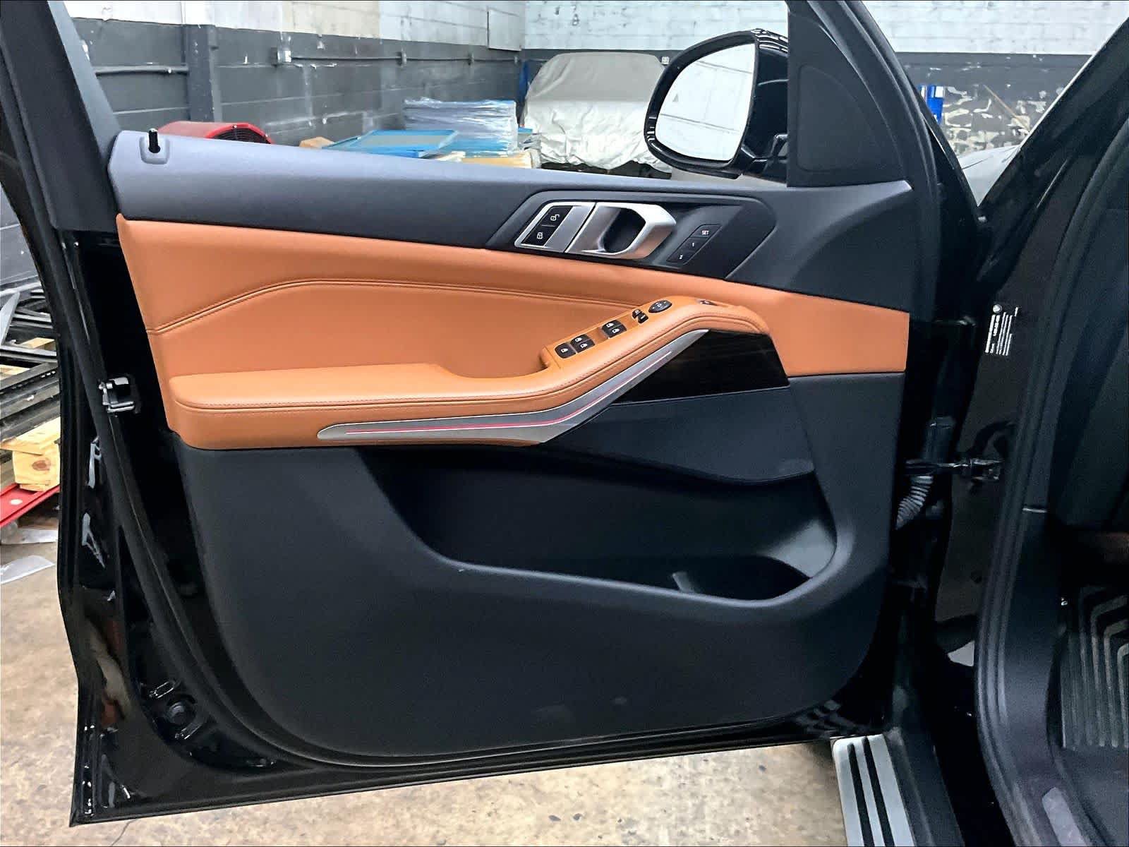 Used 2019 BMW X5 xDrive40i w/ Convenience Package AWD/4WD image 25