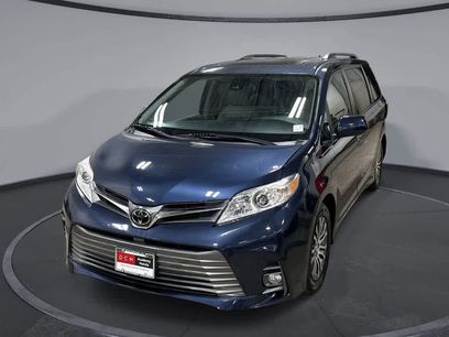 Used 2020 Toyota Sienna XLE w/ XLE Navigation Package