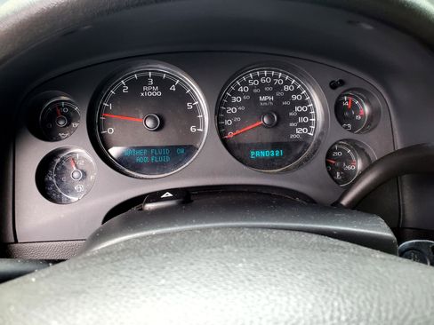 Used 2007 Chevrolet Suburban LTZ w/ LTZ Preferred Equipment Group image 19