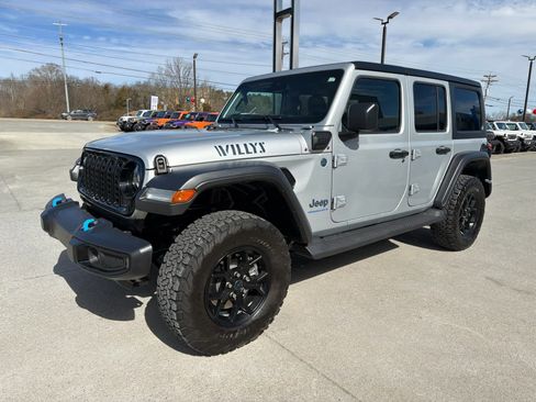 Used 2024 Jeep Wrangler Willys image 1