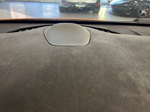 Used 2023 McLaren Artura image 28