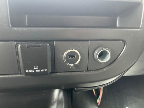 Used 2017 Chevrolet Express 3500 LT w/ LT Preferred Equipment Group image 19