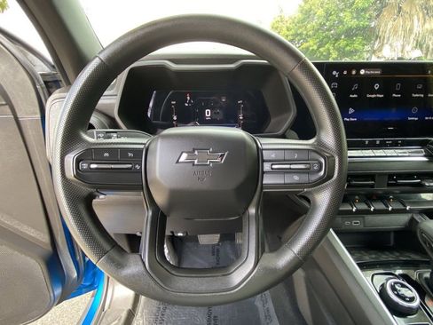 Used 2023 Chevrolet Colorado Trail Boss AWD/4WD image 25