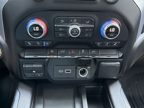 Used 2019 GMC Sierra 1500 SLT w/ SLT Premium Package image 25