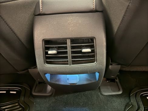 Used 2014 Ford Edge Limited w/ Equipment Group 301A AWD/4WD image 27