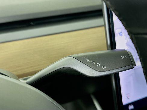 Used 2019 Tesla Model 3 Long Range image 23