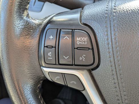 Used 2020 Toyota Sienna XLE FWD image 27