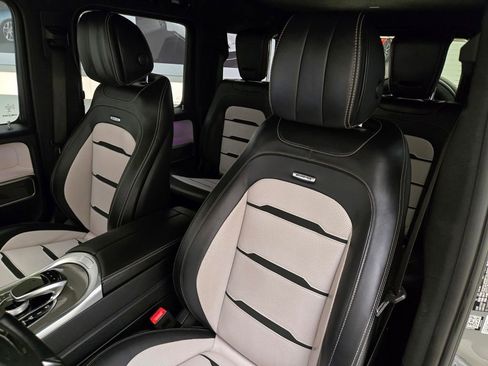 Used 2021 Mercedes-Benz G 63 AMG 4MATIC w/ G Manufaktur Interior Package image 33