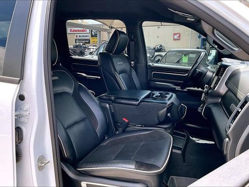 Used 2023 RAM 1500 Laramie w/ Off Road Group AWD/4WD image 10