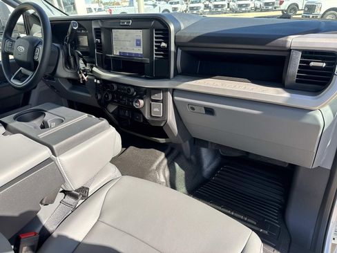 New 2026 Ford F550 4x4 Crew Cab Super Duty image 18