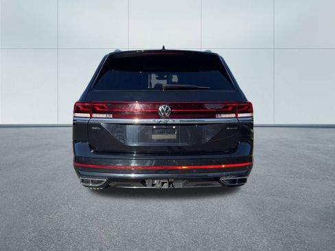 Used 2024 Volkswagen Atlas SEL Premium R-Line image 6