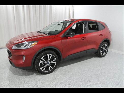 Used 2022 Ford Escape SEL w/ SEL Stealth AWD Package image 3