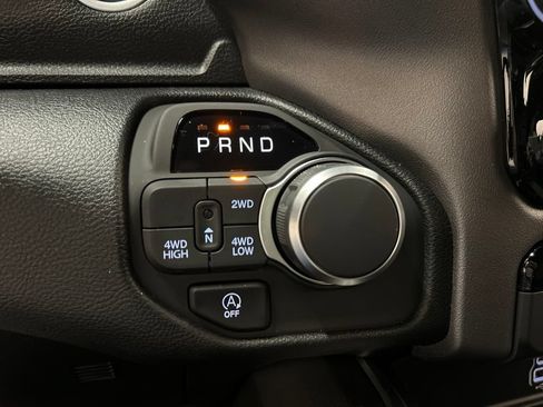 New 2026 RAM 1500 Express AWD/4WD image 23