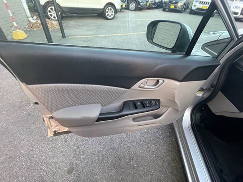 Used 2015 Honda Civic LX image 9