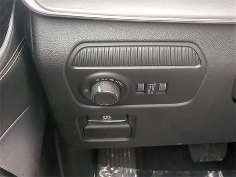 New 2026 Jeep Grand Wagoneer 4WD image 15