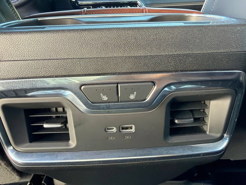Used 2025 GMC Sierra 1500 Denali Ultimate AWD/4WD image 22