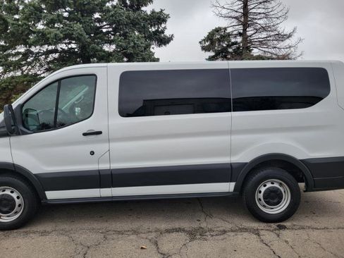 Used 2016 Ford Transit 150 XL image 14