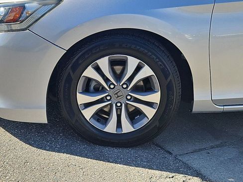 Used 2014 Honda Accord LX image 32