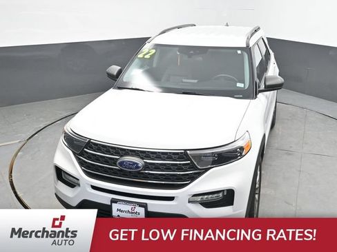 Used 2022 Ford Explorer XLT w/ Equipment Group 202A AWD/4WD image 20
