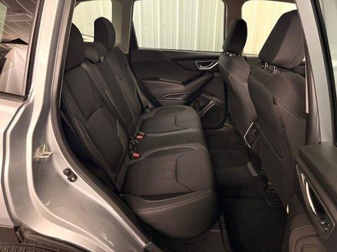 Used 2021 Subaru Forester Premium image 23