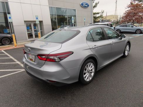 Used 2023 Toyota Camry LE image 5