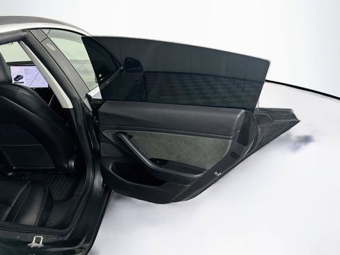 Used 2019 Tesla Model 3 Standard Range Plus RWD image 28