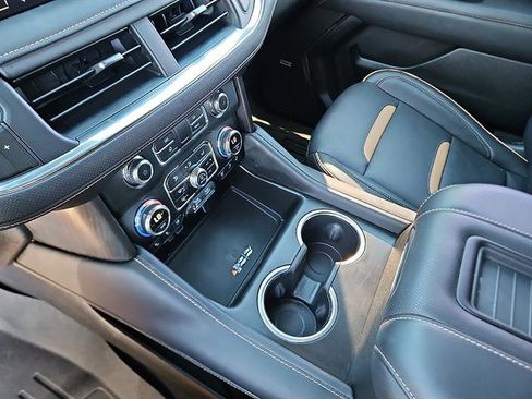 Used 2024 GMC Yukon AT4 w/ AT4 Premium Plus Package image 20